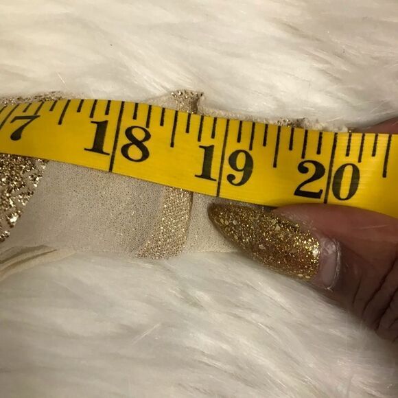 Cute Shimmer Detail Scarf - Picture 3 of 4